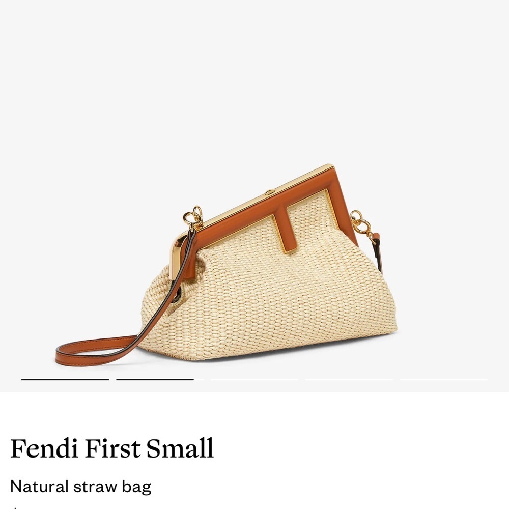 AUTHENTIC FENDI First Small
Natural straw bag - Picture 7 of 17